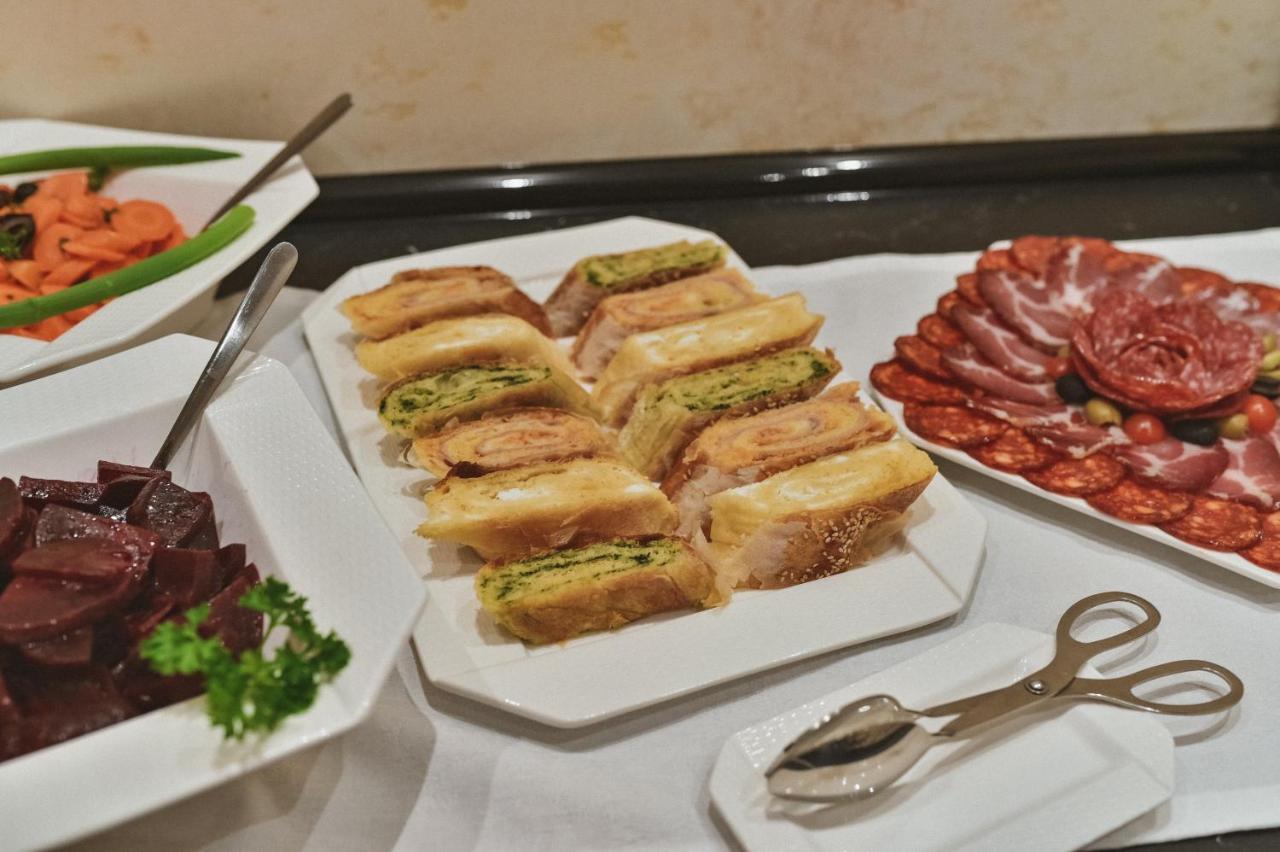 Garni Hotel Barut ชาบาซ ภายนอก รูปภาพ